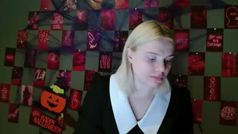 Leyla online show from 10-02-25, 06:31