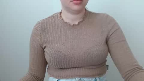 Leyla online show from 05-18-26, 06:08