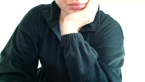 Leyla online show from 07-29-26, 06:11
