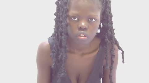 laylani69 online show from 07-31-26, 06:02