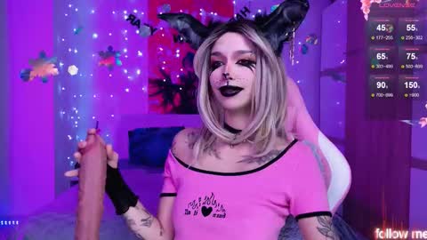 LEA online show from 12-22-25, 02:36