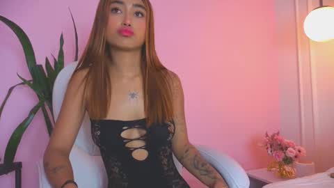 Snapshot of leylarusso chatting on 01-09-26, 11:24 Leyla online show from 01-09-26, 11:24