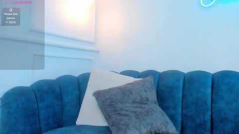 Snapshot of leylarusso chatting on 02-21-26, 11:50 Leyla online show from 02-21-26, 11:50