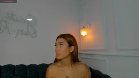 Leyla online show from 06-20-26, 07:27