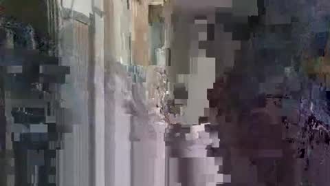 Snapshot of lgck12in chatting on 12-14-25, 04:34 C2bme online show from 12-14-25, 04:34