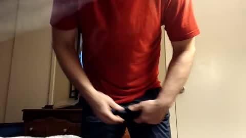 Snapshot of lgck12in chatting on 12-21-25, 07:04 C2bme online show from 12-21-25, 07:04