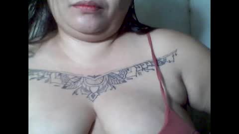 Snapshot of lhiannash33 chatting on 11-11-25, 07:58 lhiannash33 online show from 11-11-25, 07:58