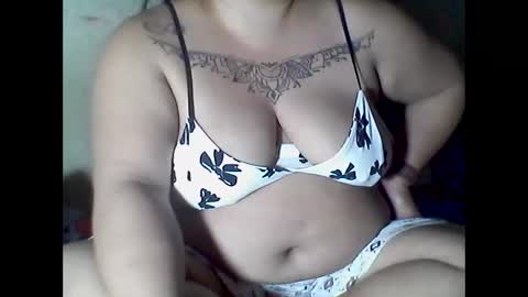 Snapshot of lhiannash33 chatting on 11-14-25, 09:13 lhiannash33 online show from 11-14-25, 09:13