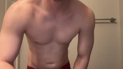Snapshot of lhotboyl chatting on 02-19-25, 02:44 lhotboyl online show from 02-19-25, 02:44