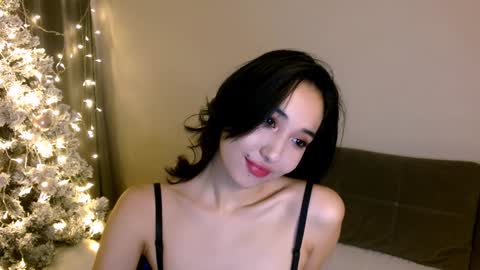 Snapshot of li_noen chatting on 12-19-24, 03:08 Li online show from 12-19-24, 03:08