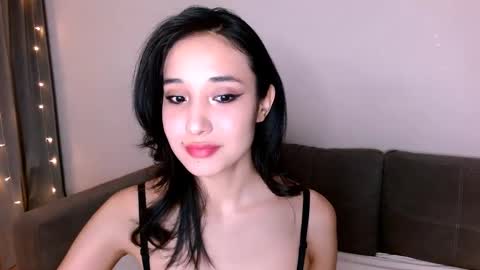 Snapshot of li_noen chatting on 02-11-25, 02:57 Li online show from 02-11-25, 02:57