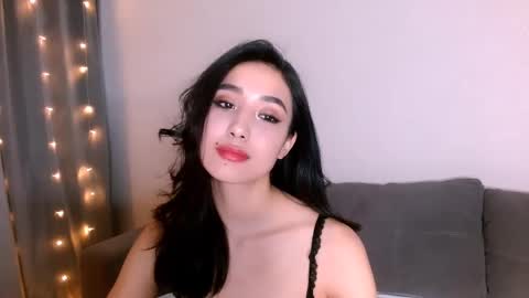 Snapshot of li_noen chatting on 03-08-25, 02:55 Li online show from 03-08-25, 02:55