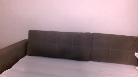 Snapshot of li_noen chatting on 11-13-25, 01:04 Li online show from 11-13-25, 01:04