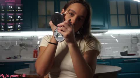 Snapshot of li_queen_ chatting on 12-12-24, 01:49 Hey Im Alexa tg online show from 12-12-24, 01:49