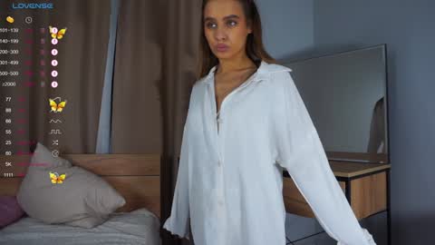 Snapshot of li_queen_ chatting on 01-21-25, 01:54 Hey Im Alexa tg online show from 01-21-25, 01:54