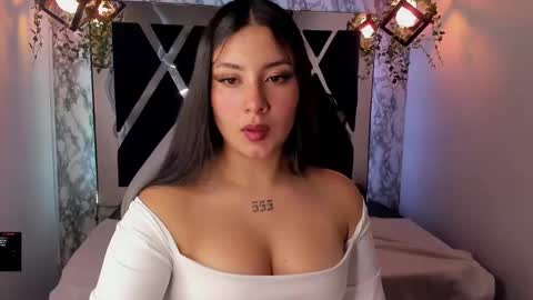 Lia  online show from 12-31-24, 11:31