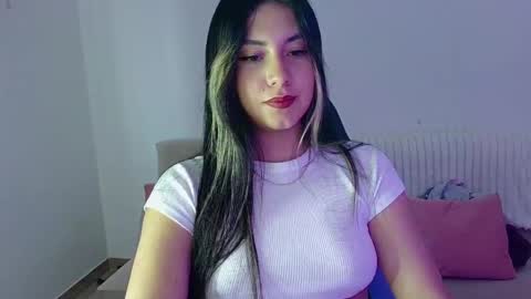 Lia  online show from 05-01-26, 10:36