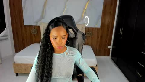 lia_16_ online show from 04-13-26, 11:05