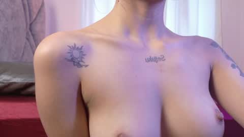 Snapshot of lia__summer chatting on 07-19-26, 04:44 lia__summer online show from 07-19-26, 04:44