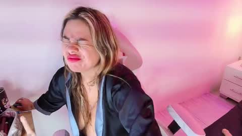 Lia  online show from 02-01-26, 03:54