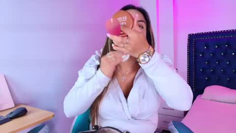 Lia  online show from 07-28-26, 03:02
