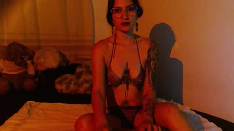 Snapshot of lia_ana_ chatting on 10-11-25, 06:01 liliana online show from 10-11-25, 06:01