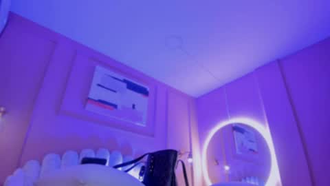 Snapshot of lia_ass chatting on 05-10-26, 10:42 Liss 3 online show from 05-10-26, 10:42