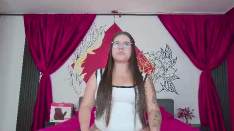 Snapshot of lia_avalon chatting on 06-23-26, 11:41 Lia Avalon online show from 06-23-26, 11:41