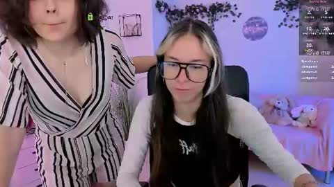 Snapshot of lia_dream_ chatting on 07-19-26, 08:51 lia_dream_ online show from 07-19-26, 08:51