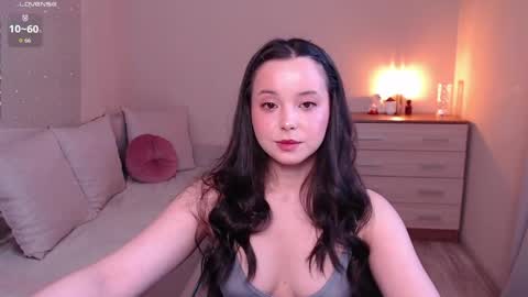 L I A online show from 04-11-26, 01:37