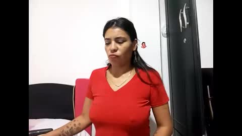 Lia online show from 12-15-25, 02:32