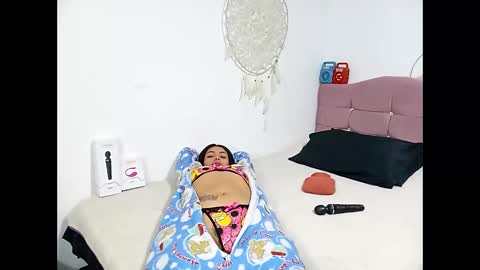 Lia online show from 02-25-26, 02:43