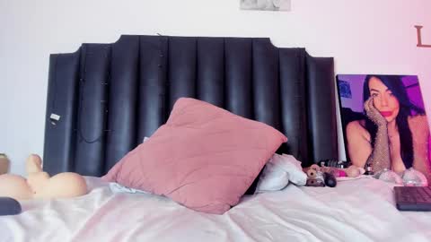 Lia Jhonson online show from 02-20-25, 02:13