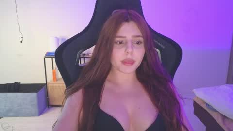 Lia online show from 08-03-26, 05:16