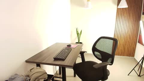 LIA online show from 03-04-26, 06:58