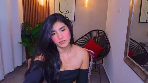 Snapshot of lia_mar_ chatting on 06-05-26, 06:24 LIA online show from 06-05-26, 06:24