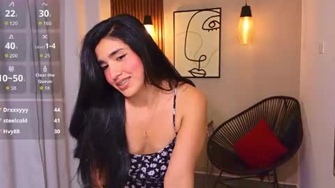 Snapshot of lia_mar_ chatting on 06-11-26, 12:32 LIA online show from 06-11-26, 12:32