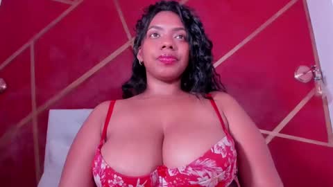 lia_mariana online show from 02-17-25, 08:52