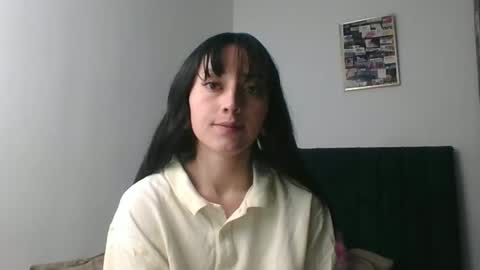 Little Queen Lia  online show from 10-19-25, 12:22