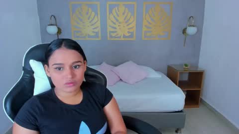 Lia  online show from 02-25-25, 02:14