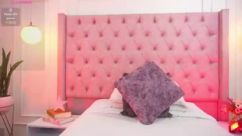 Snapshot of lia_velez_ chatting on 07-20-26, 11:12 LIA online show from 07-20-26, 11:12
