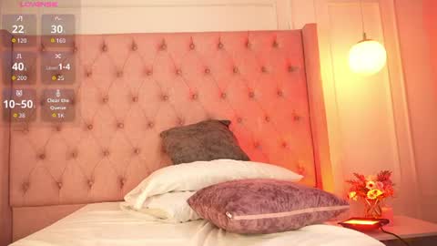 Snapshot of lia_velez_ chatting on 07-28-26, 10:32 LIA online show from 07-28-26, 10:32