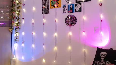 Liaa  online show from 05-15-26, 11:34