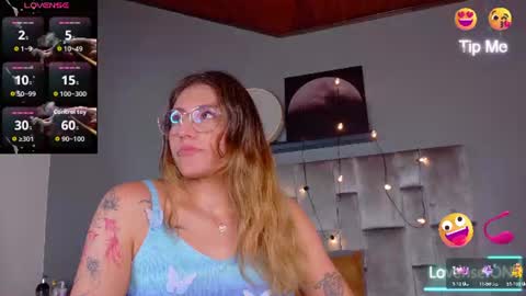 Snapshot of liaamoretti__ chatting on 07-14-26, 10:21 L I A online show from 07-14-26, 10:21