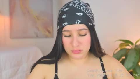 Snapshot of liacox chatting on 03-11-25, 08:30 Lia Cox online show from 03-11-25, 08:30