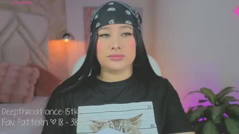 Snapshot of liacox chatting on 09-24-25, 03:10 Lia Cox online show from 09-24-25, 03:10
