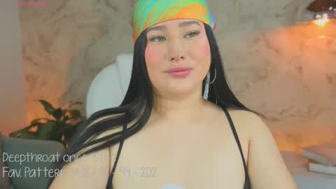 Snapshot of liacox chatting on 10-04-25, 04:32 Lia Cox online show from 10-04-25, 04:32
