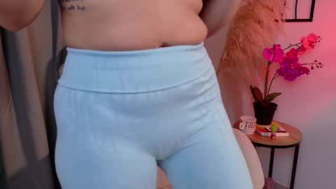 LiaFox b online show from 04-30-26, 04:08