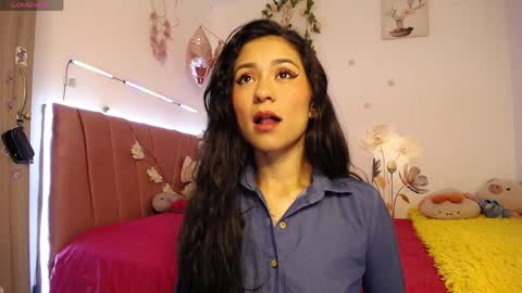 liahdiaz_ online show from 04-05-26, 04:26