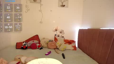 liahdiaz_ online show from 07-28-26, 12:48